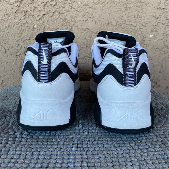 Box Included - *NEW* - Air Max 200 - White n Black - 8.5 - Worn 1 or 2 Times - - Picture 6 of 8